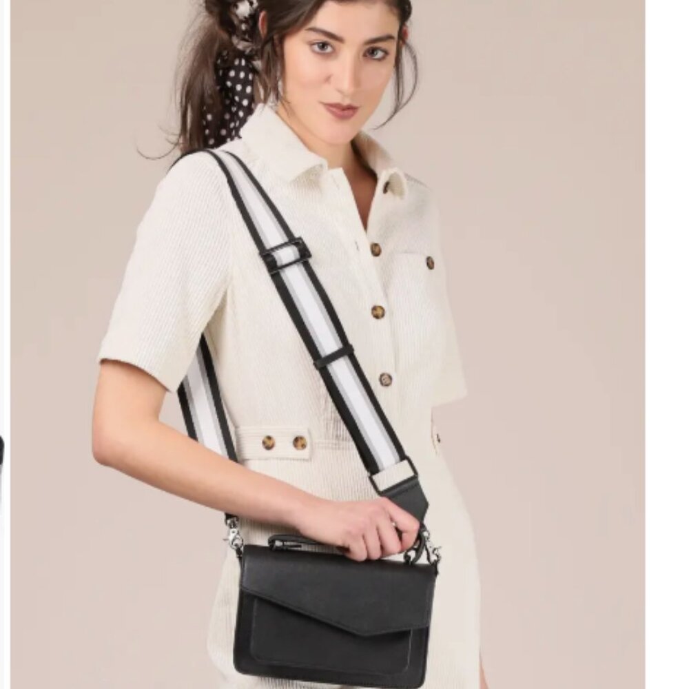 NEW Cobble Hill Leather Crossbody Bag in black